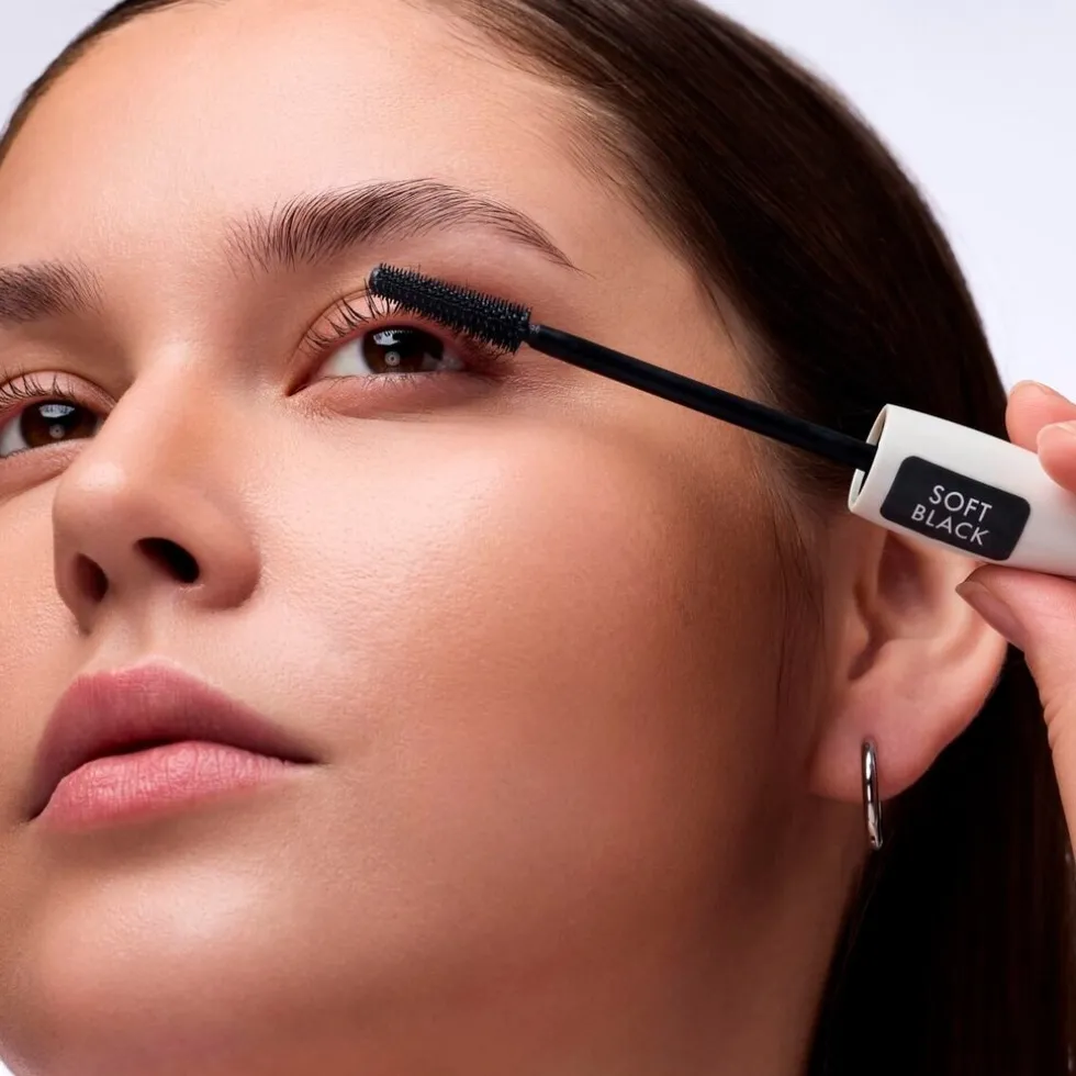 Catrice Glam & Doll Tinted Primer Mascara Base