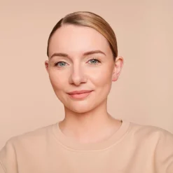 Catrice HD 020 Rose Beige Liquid Coverage Foundation