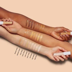 e.l.f. Light Ivory Hydrating Camo Concealer Satin Finish