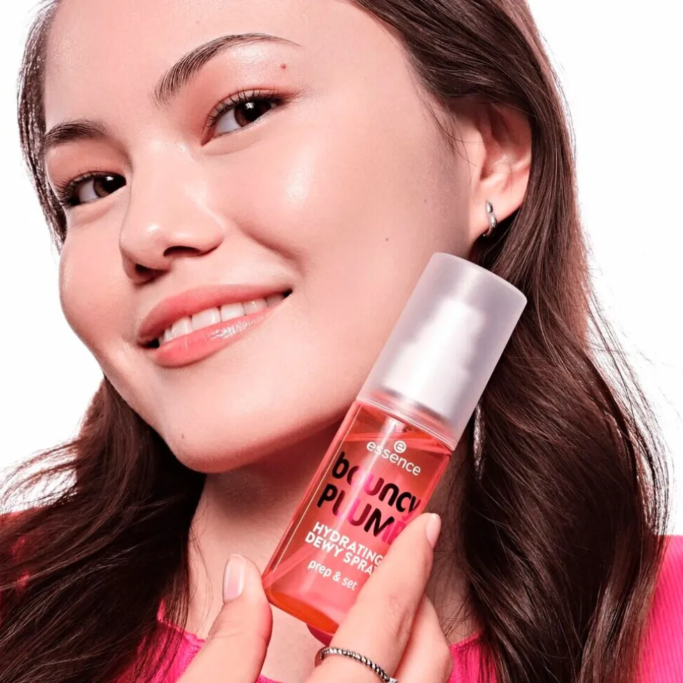Essence Bouncy Plump 10 Hydrating Dewy Spray