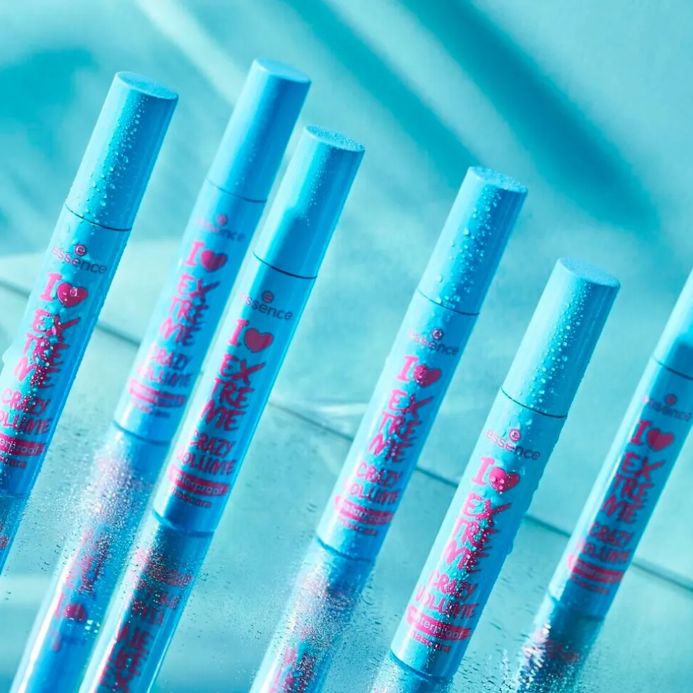 Essence I Love Extreme Crazy Volume Waterproof Mascara