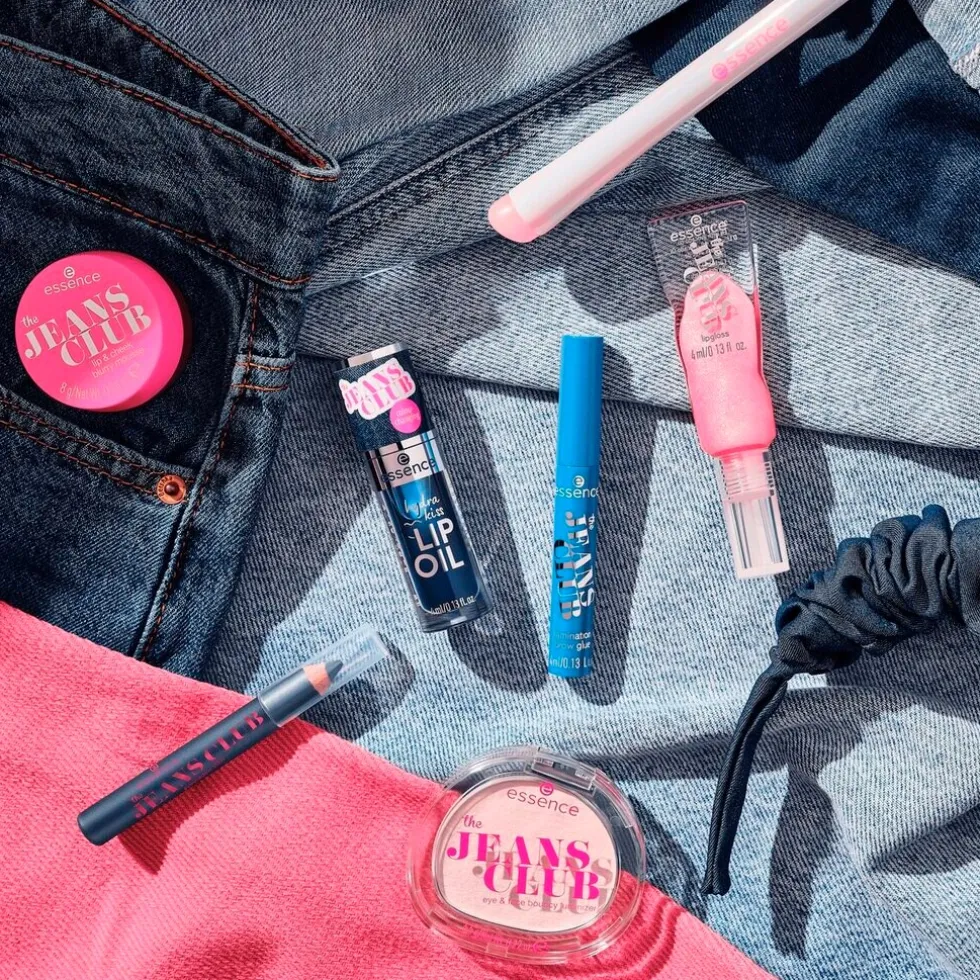 Essence The Jeans Club Lip & Cheek Silicone Brush