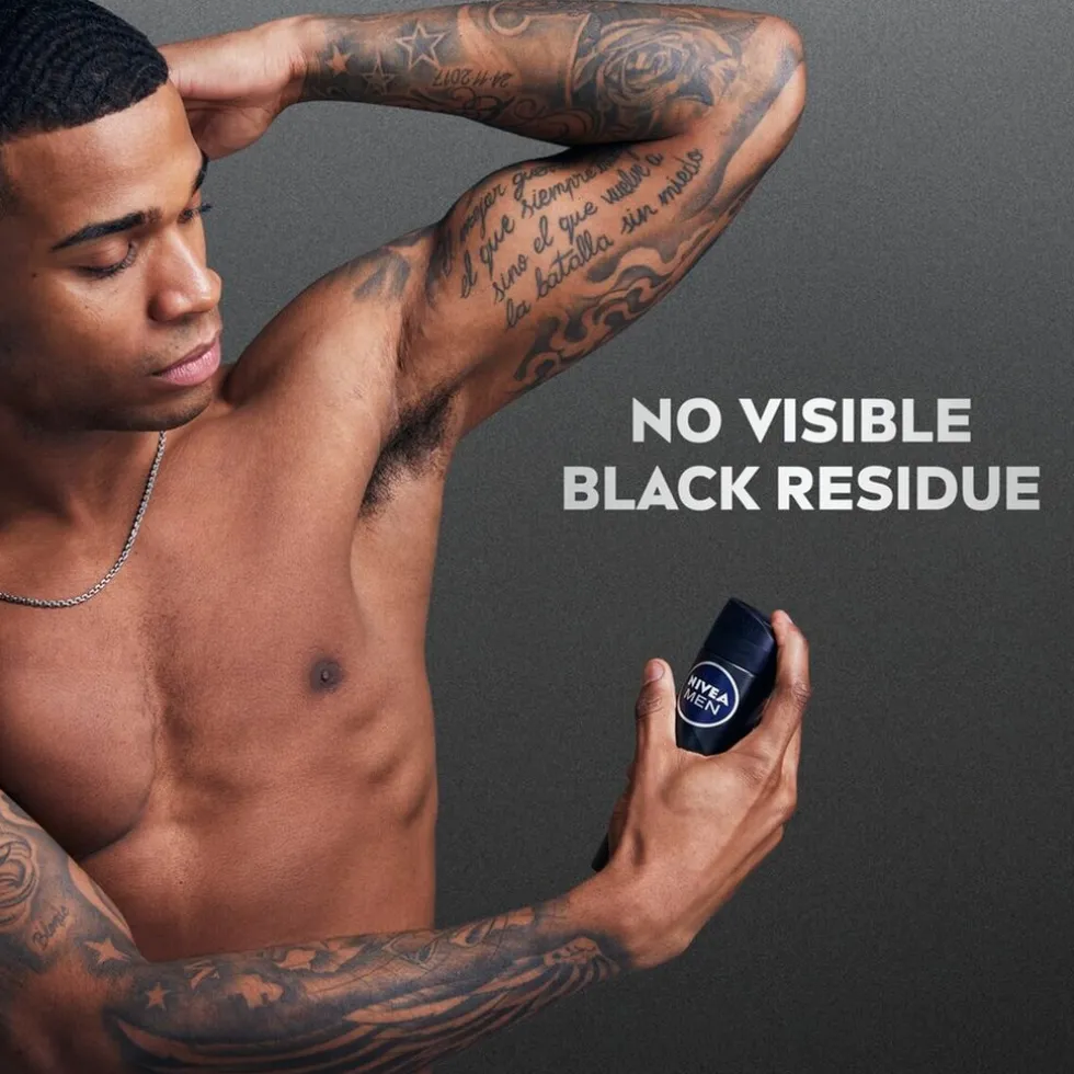 NIVEA Men Deep Black Carbon Dark Wood Antitranspirant Spray